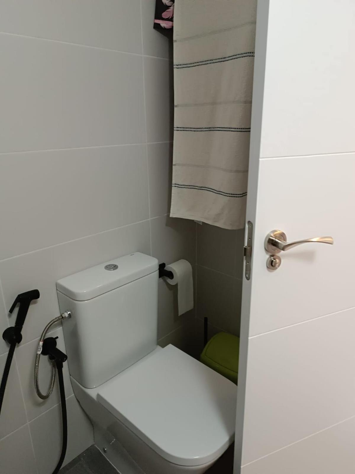 Residencia Alhambra Los Cisnes Τορεβιέχα Εξωτερικό φωτογραφία