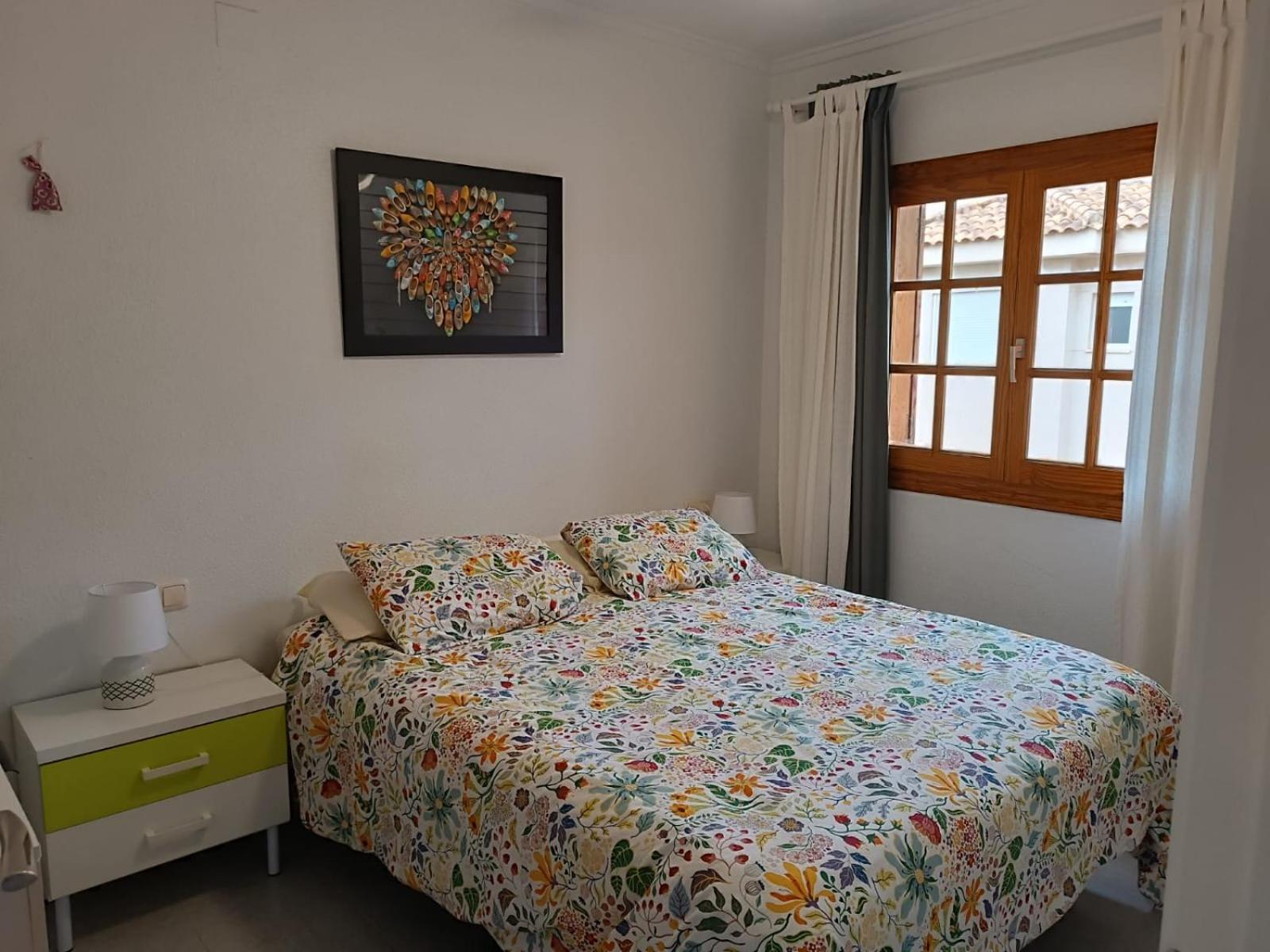 Residencia Alhambra Los Cisnes Τορεβιέχα Εξωτερικό φωτογραφία